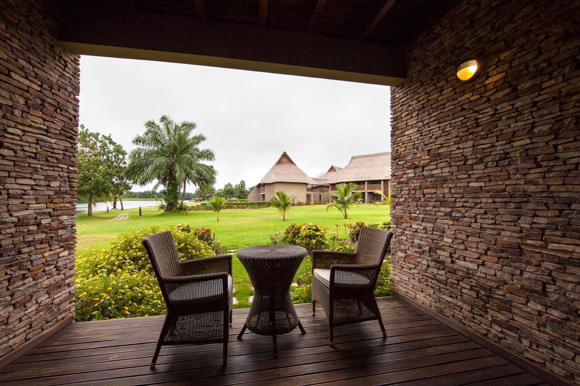 The Royal Senchi Hotel And Resort Akosombo Esterno foto