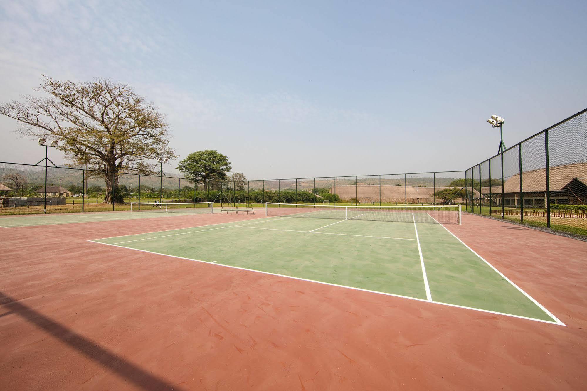 The Royal Senchi Hotel And Resort Akosombo Esterno foto